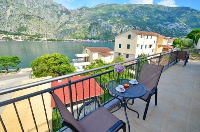 Nikola Lux Apartments Muo Εξωτερικό φωτογραφία