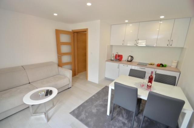 Nikola Lux Apartments Muo Εξωτερικό φωτογραφία